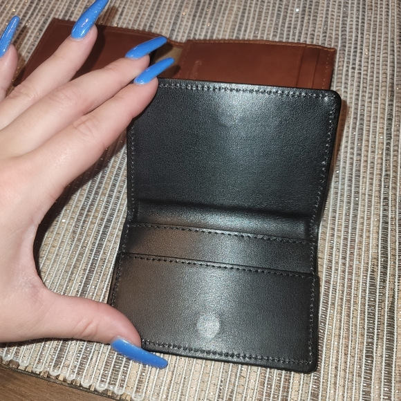 Wallets and Pop socket Wallet - Picture 3 of 6